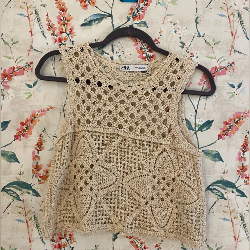 Zara Crochet Crop Top!!